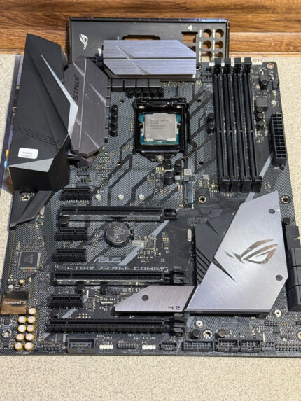 Asus ROG Strix Z370-F Gaming + i7-8700 socket 1151 V2