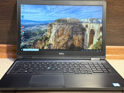 Dell Latitude 5580 (i5-7300U, DDR4 16GB 2666MHz, NVME 256GB Hynix, 15.6 FHD IPS)