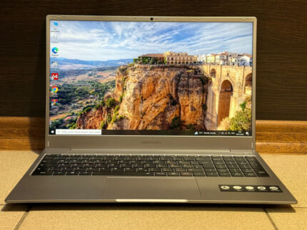 Medion E16402 i5-1035G1 8GB NVMe 256GB — большой 16.1" IPS экран и батарея 100%